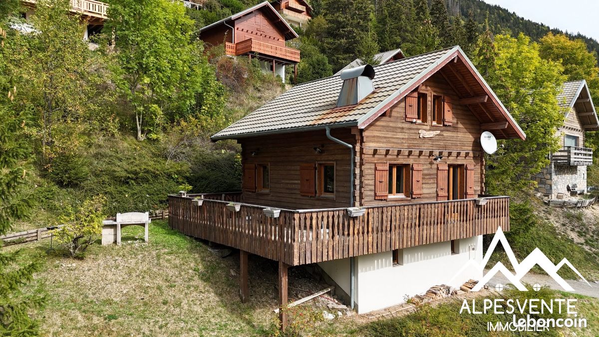 Maison 9 pièces 94 m² · au Biot · 94 m² · 329 000 €