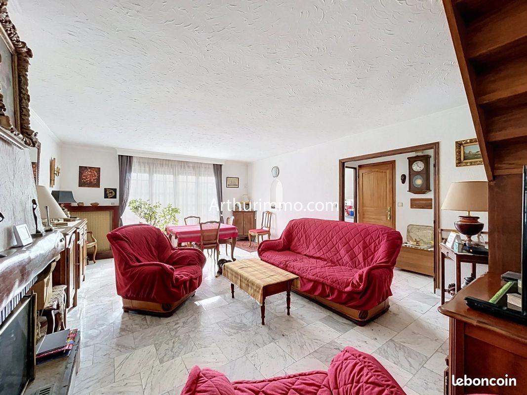 Maison 7 pièces 142 m² · à Crosne · 142 m² · 385 000 €