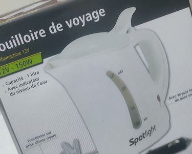 bouilloire de voyage 12v - APVI