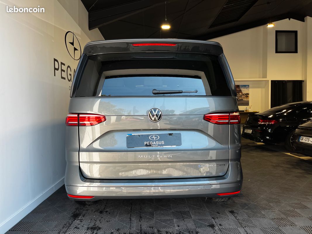 Volkswagen Multivan t 7 1.5 e-hybrid 245 Cv (image 4)