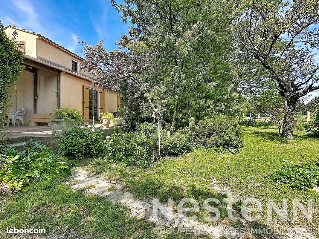 Maison 11 pièces 249 m² · à Arles · 249 m² · 596 000 €