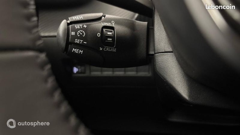Peugeot 208 1.2 Hybrid 100ch Active e-DCS6 (image 25)