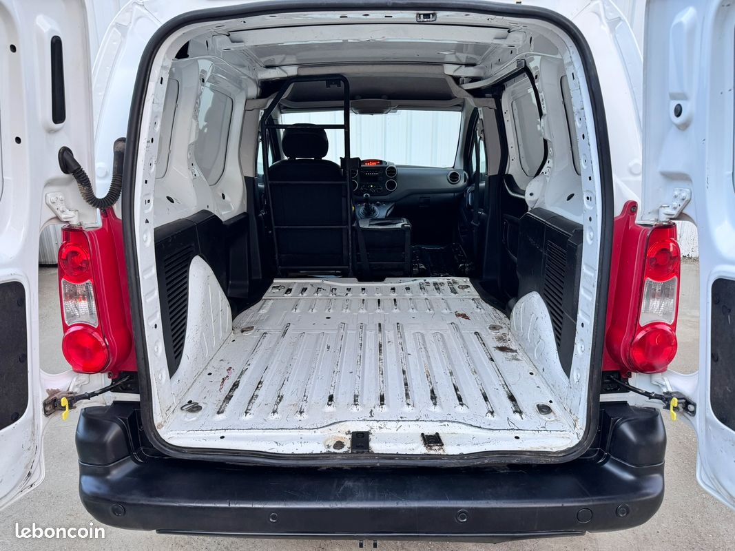 CITROEN BERLINGO II BUSINESS 1.6 HDI 90cv 3 PLACES avec PORTE LATÉRALE DROITE COULISSANTE (image 13)