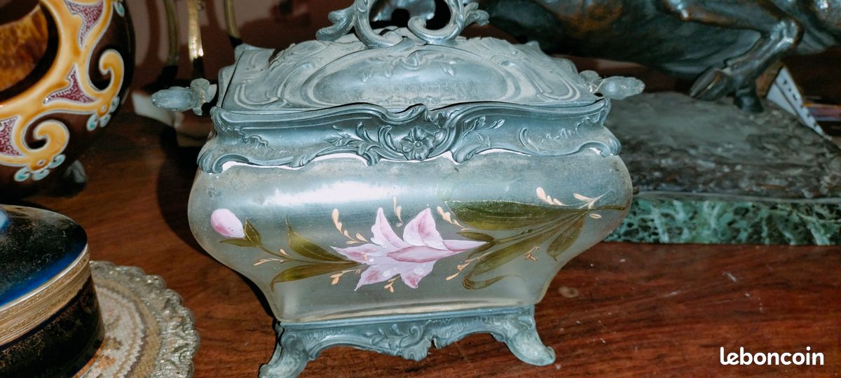 Magnifique Seau à biscuits en verre émaillé Legras pot rectangle monture Rocaille Louis XV / rare forme tombeau collection objet vitrine (image 16)