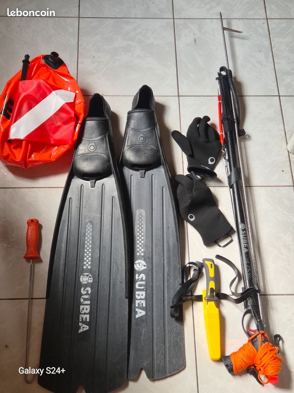 XIAOJUN Bouée De Marquage Plongée 110 Cm - Tube Signalisation Sécurité Rouge Fluorescent, Nylon+TPU Pour Apnée Chasse Sous-Marine