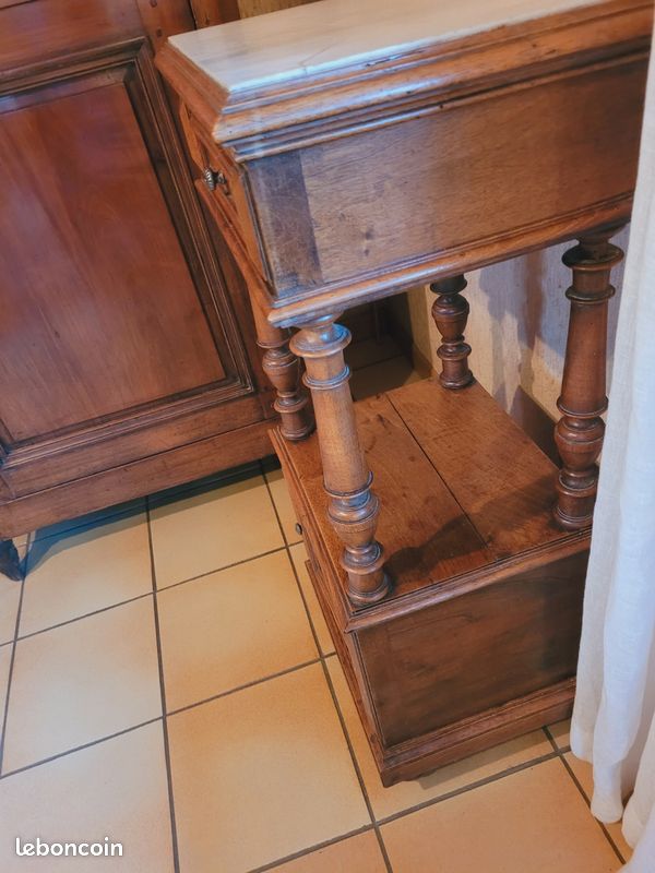 Table de chevet ancienne (image 3)