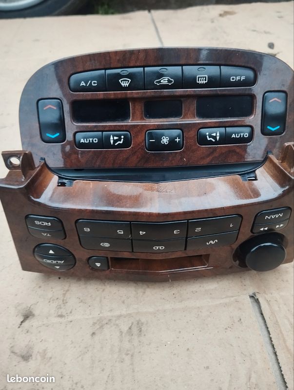 Commande D'autoradio Pour Peugeot 607 Phase 1 - Pièce D'occasion En Bon état