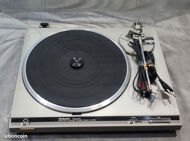 Platine vinyle automatique Technic Quartz SL-Q200 Direct Drive avec micro-acoustique 50 PE | eBay Platine vinyle automatique Technic Quartz SL-Q200 Direct Drive avec micro-acoustique 50 PE | eBay