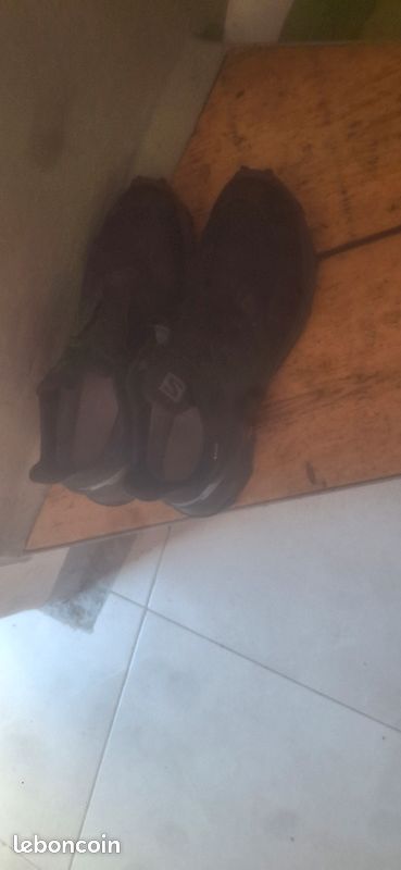 Chausure peut servie a faire partir 130 (image 1)