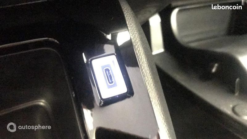 Peugeot 208 1.2 100ch Style S&S (image 30)