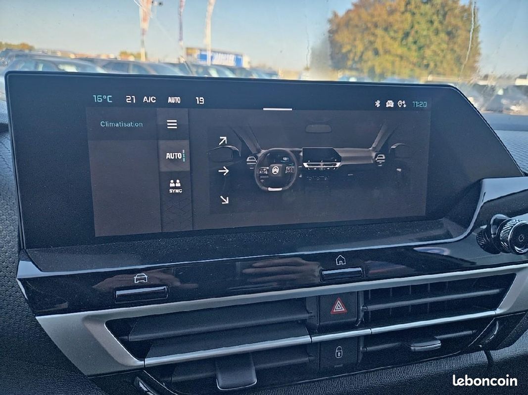 CITROëN C4 X 1.2 hybride 145 max e-dcs6 (image 29)