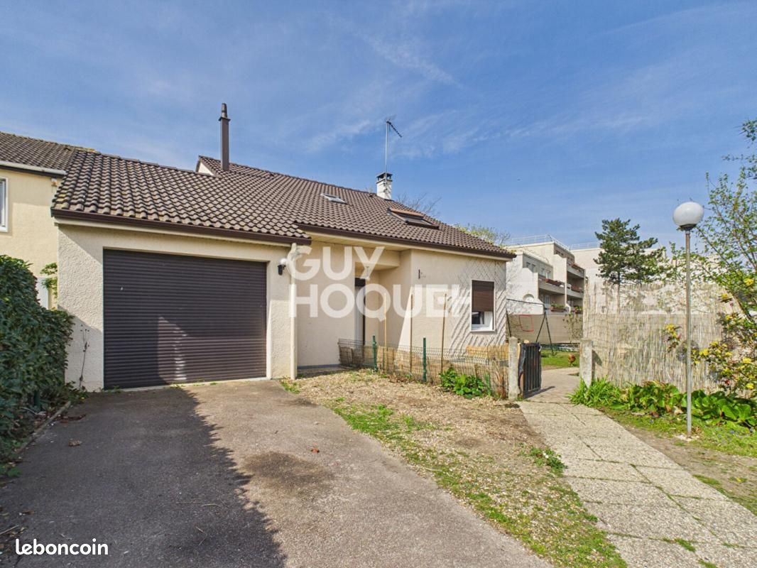 Maison 5 pièces 102 m² · à Saint-Aubin-lès-Elbeuf · 102 m² · 199 900 €