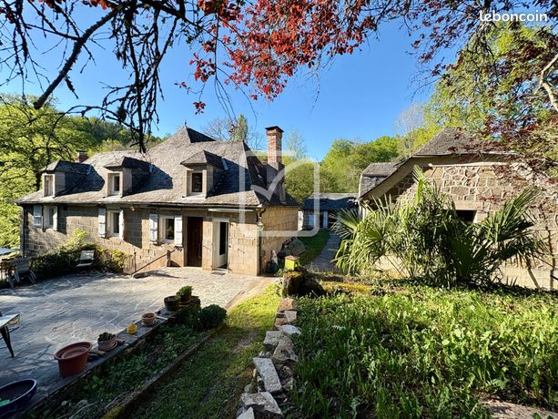Propriété 7 pièces 190 m²