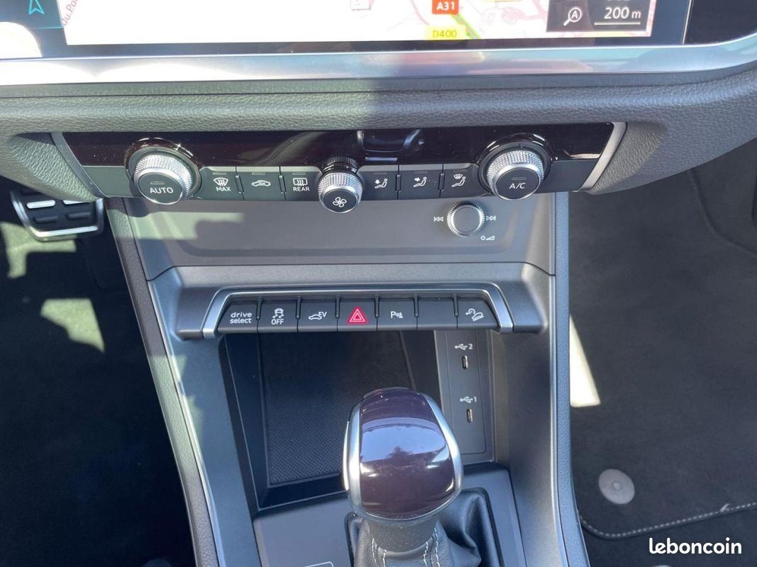Audi Q3 45 TFSI e 245ch S line S tronic 6 (image 13)