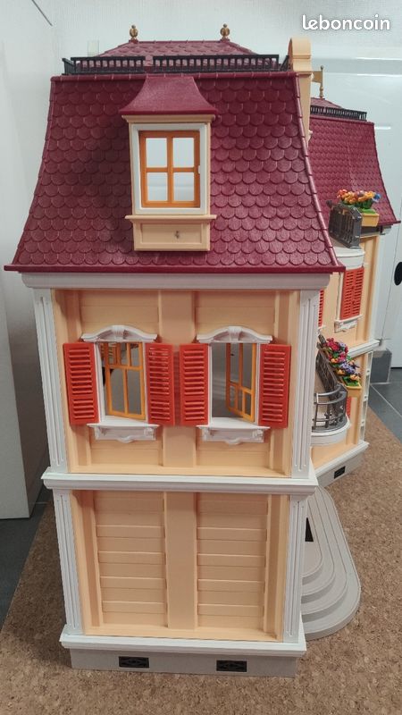 Maison playmobil 5302 très bon état (image 3)