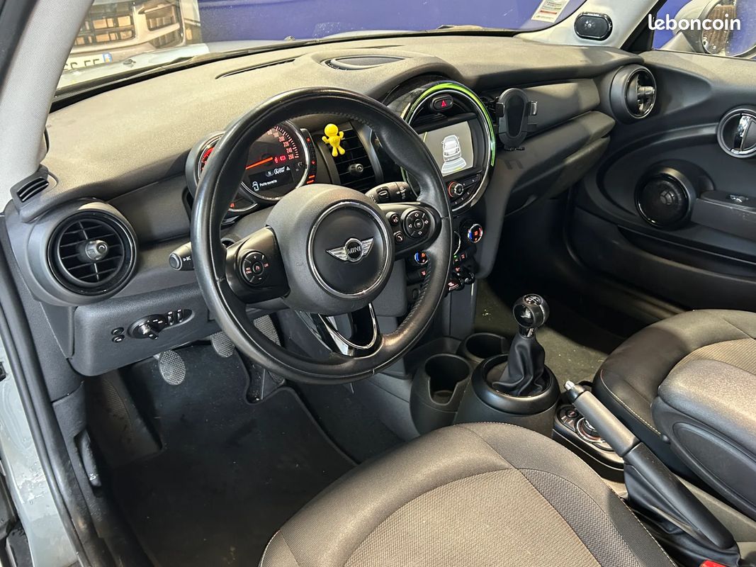 MINI Mini 1.2 102ch One - 2015 - 90 000 km - Toit ouvrant- Harman Kardon - EDITION MARYLEBONE (image 20)