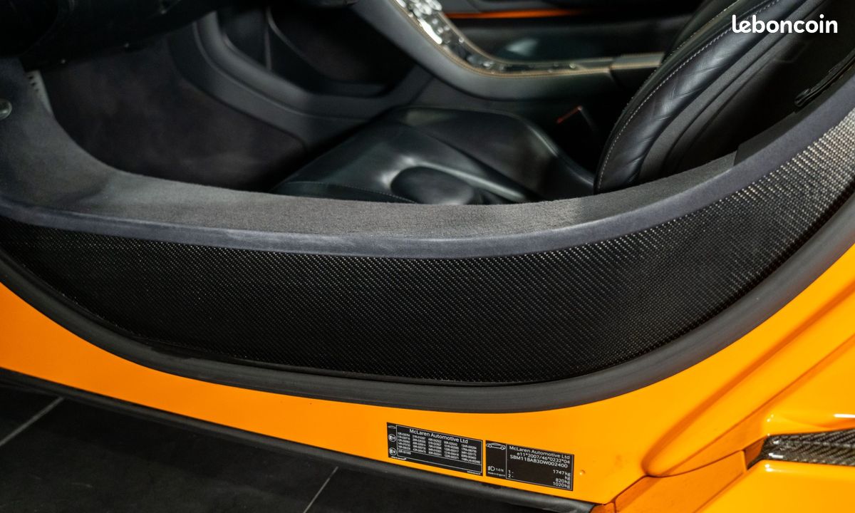 MCLAREN MP4-12C Spider V8 3.8 625 - FRANCAISE / Lift / Echapp. Sport / Carbone / Cuir étendu / Meridian / 1535EMOIS (image 15)