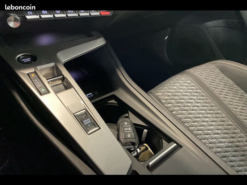 Peugeot 308 Plug-in Hybrid 195 ch e-DCS7 Allure (image 20)