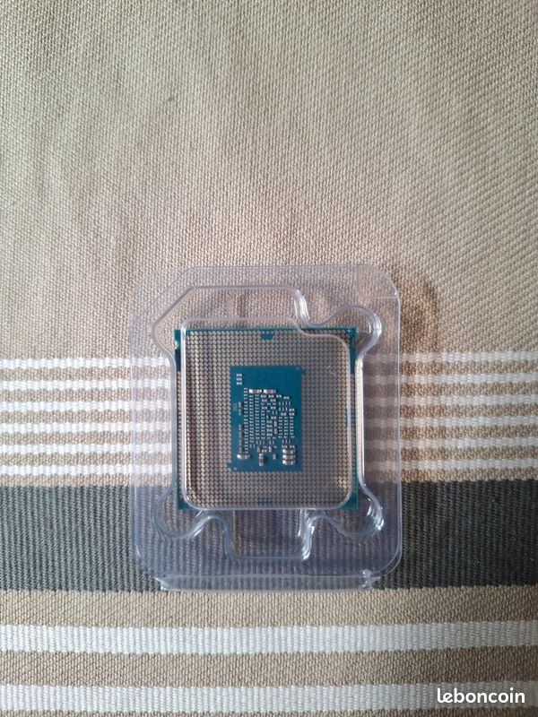 Intel Celeron G3900T (image 3)