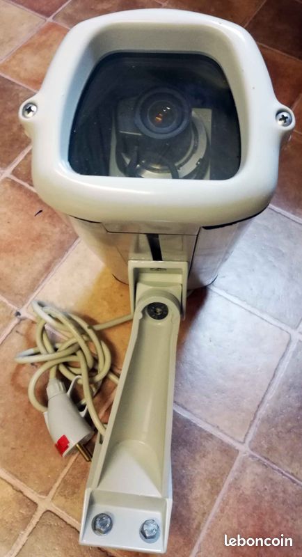 Camera extérieure et moniteur Panasonic (image 1)