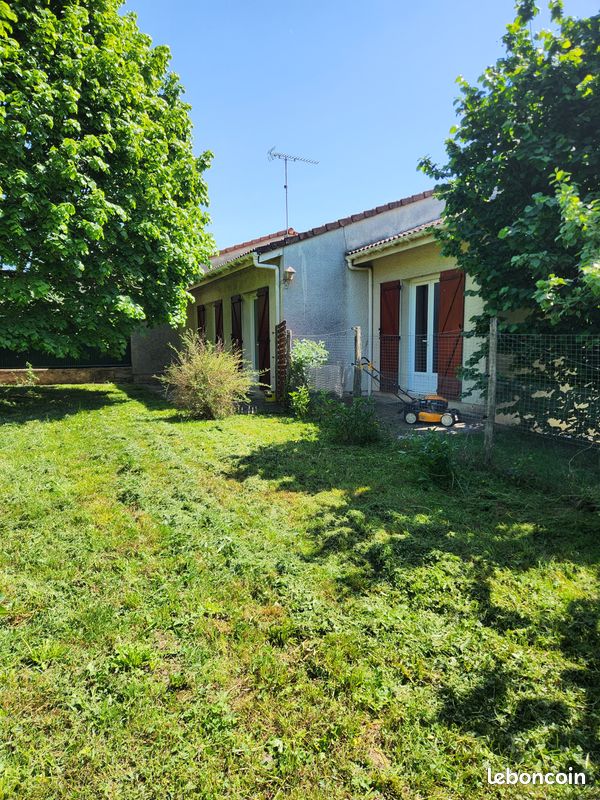Maison 5 pièces 96 m² · à Bon-Encontre · 96 m² · 210 000 €
