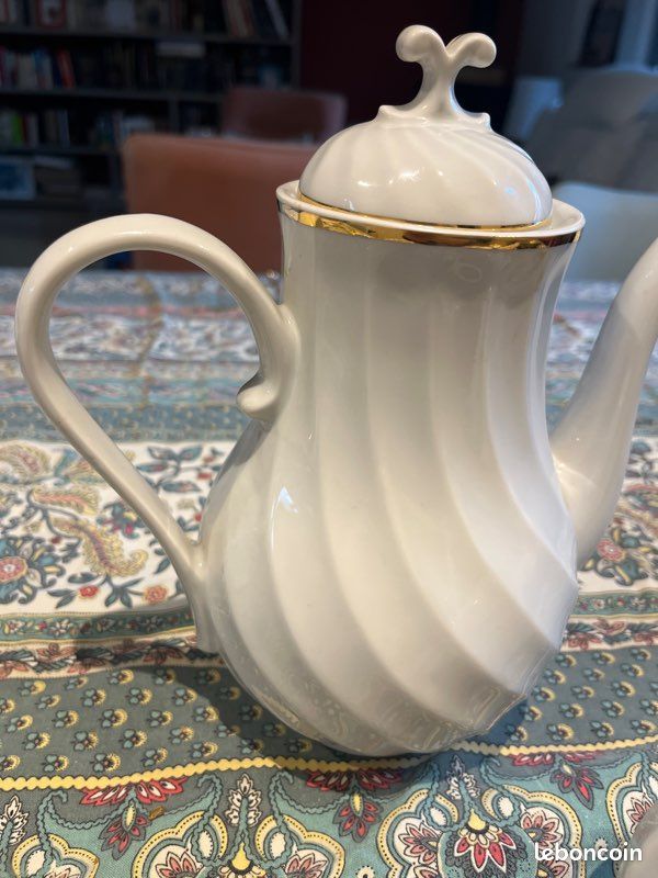 Cafetière ancienne (image 2)