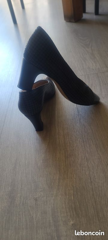 Escarpins 2 tons damiers noir et gris pointure 36 talons 5 cm (image 2)