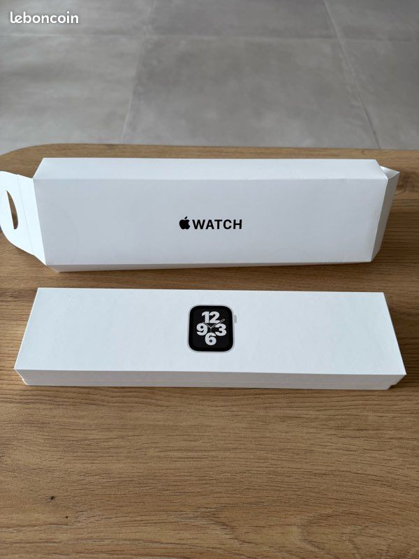 Apple Watch SE (image 2)