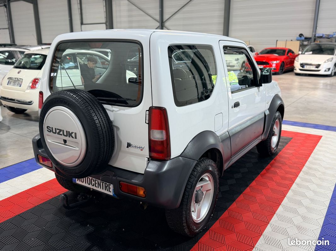 Suzuki jimny 1.3i vvt 85 ch jlx 4 places 4wd / attelage disponible / radio cd / garantie (image 2)