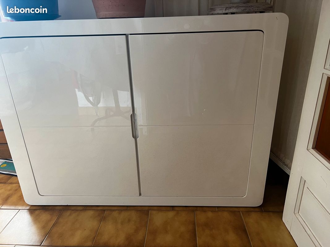 Commode blanche laqué (image 1)
