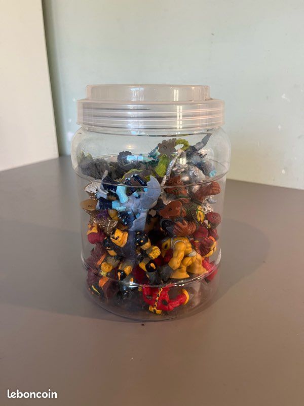 Lot de 31 Figurines GIOCHI PREZIOSI Gormiti (image 4)