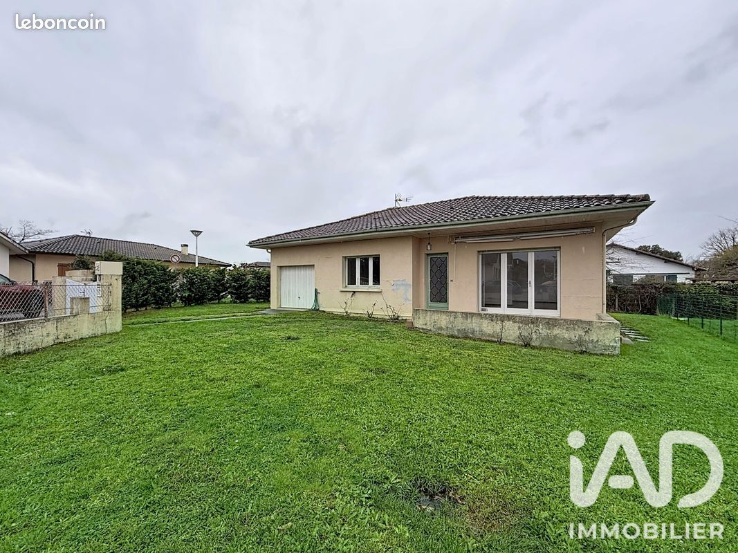 Maison 2 pièces 64 m² · à Saint-Pierre-du-Mont · 64 m² · 700 €/mois