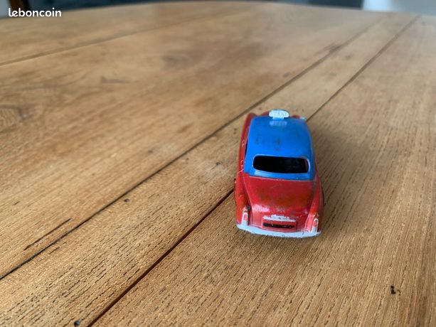 Simca Aronde Taxi DINKY TOYS n° 24 UT, made in France, Très Bien
