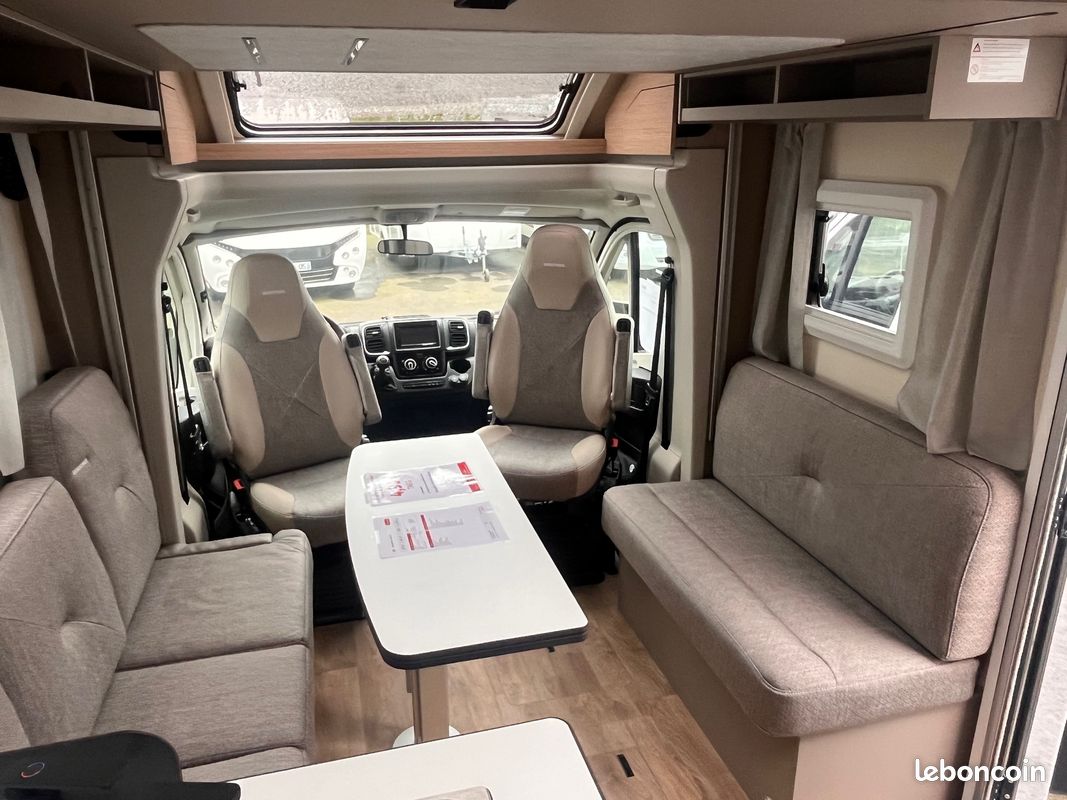 Camping Car Profilé BURSTNER CAMPEO TD 590 - Grand Salon (image 2)