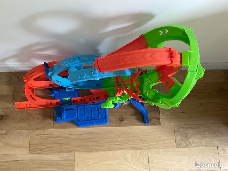 Circuit hotwheels (image 3)