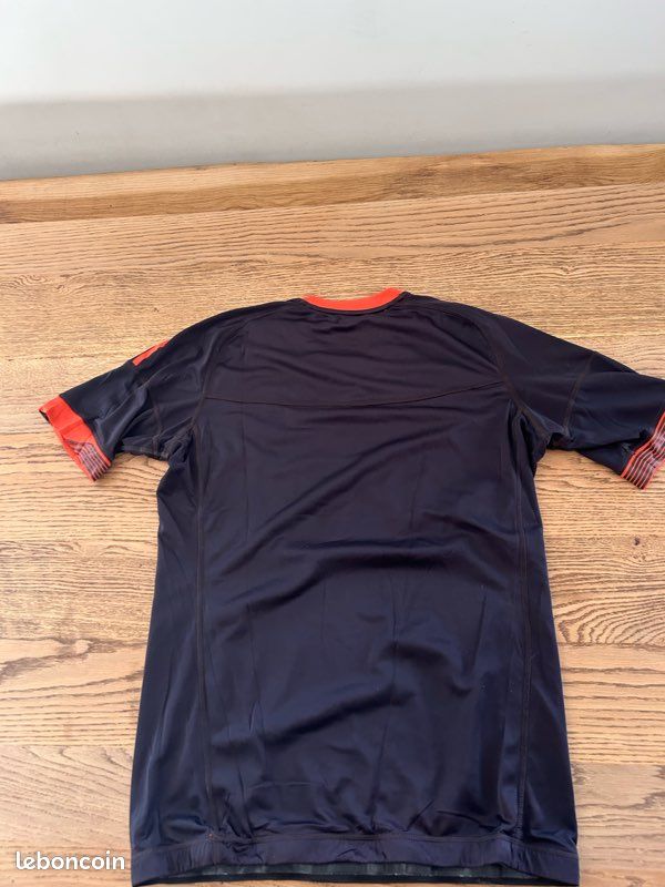 Maillot Sørumsand IF 2012 – Taille S – Umbro – Rouge – Manches Longues – Occasion