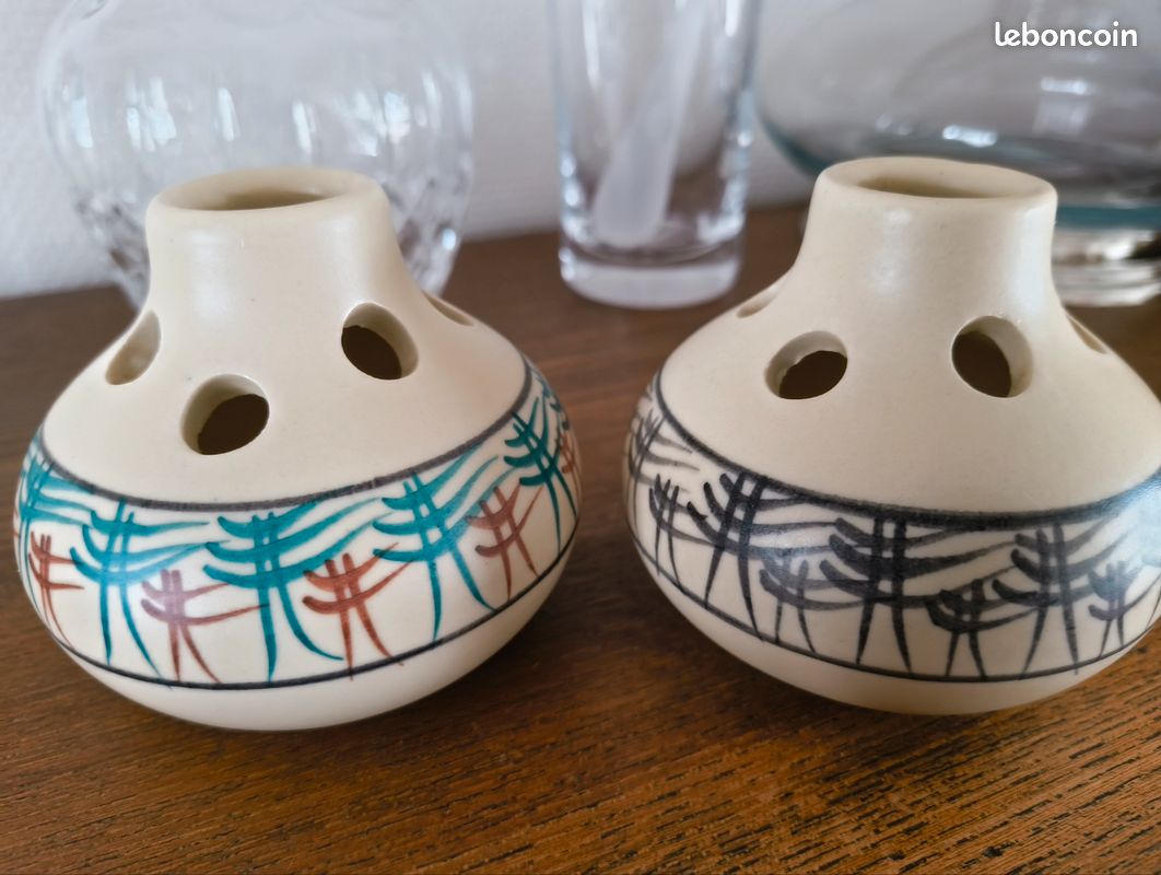 Paire de vases pique-fleurs Vallauris signé Louis Bacculini (image 1)