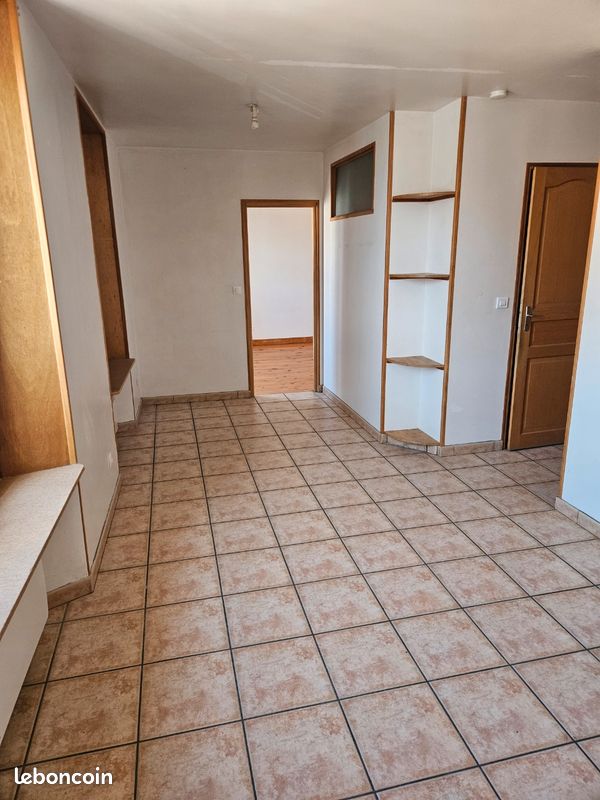 Appartement 4 pièces 70 m² · à La Mure · 70 m² · 550 €