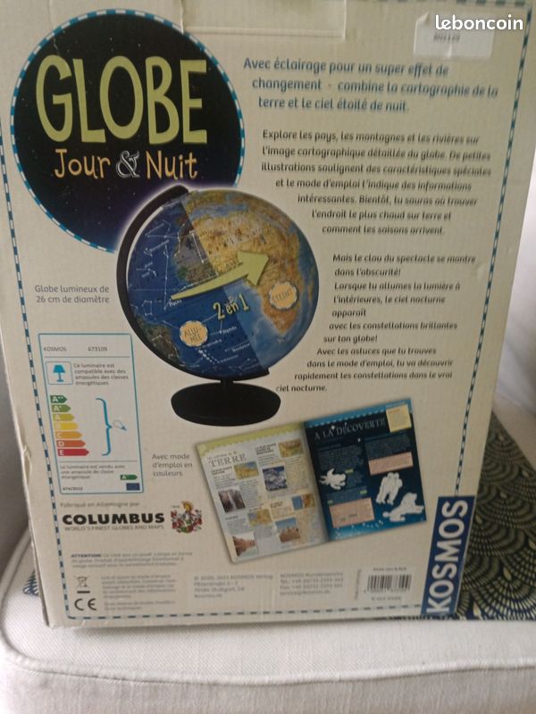 Propose un globe terrestre (image 2)