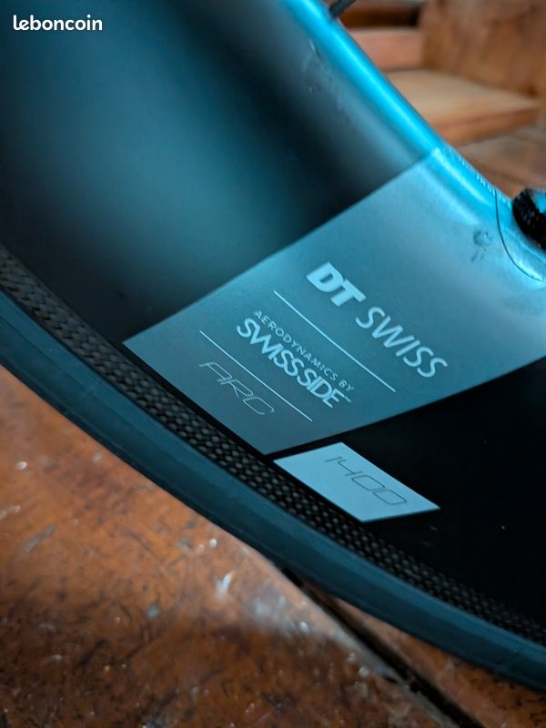 Roue aero DT SWISS ARC 1400 DICUT (image 6)