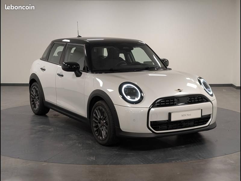 Mini Cooper 5 Portes C 156ch Classic DKG7 (image 3)