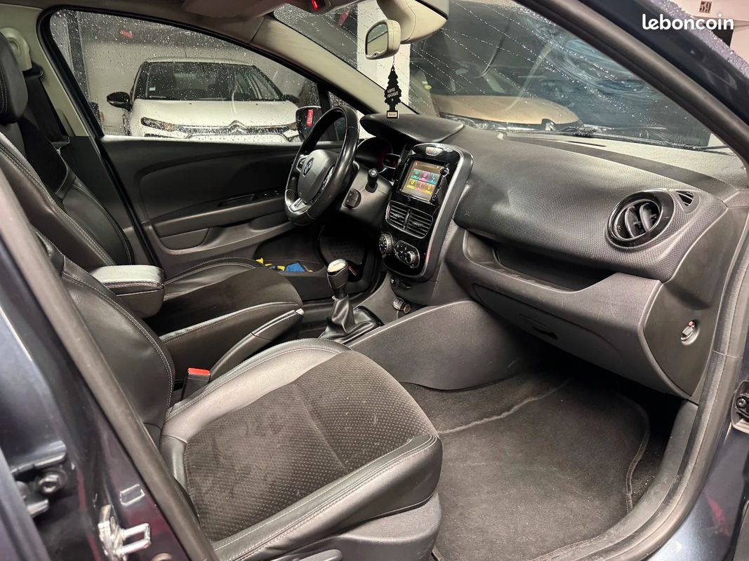 RENAULT CLIO IV dCi 90 Intens | TOIT PANORAMIQUE | CAMERA DE RECUL 10180 (image 12)