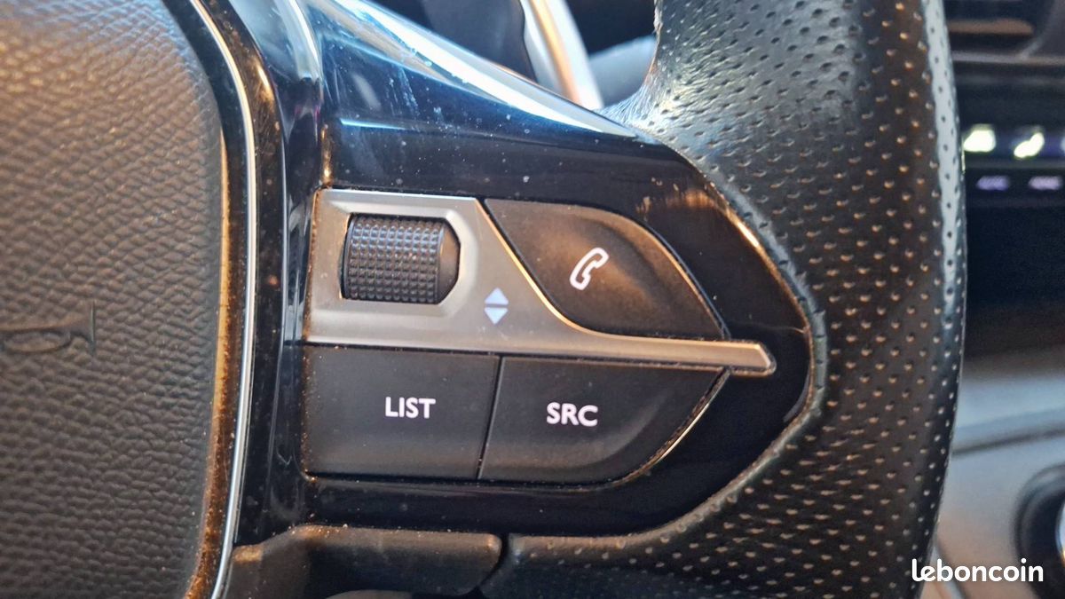 Peugeot rifter standard bluehdi 130 ss eat8 gt (image 26)