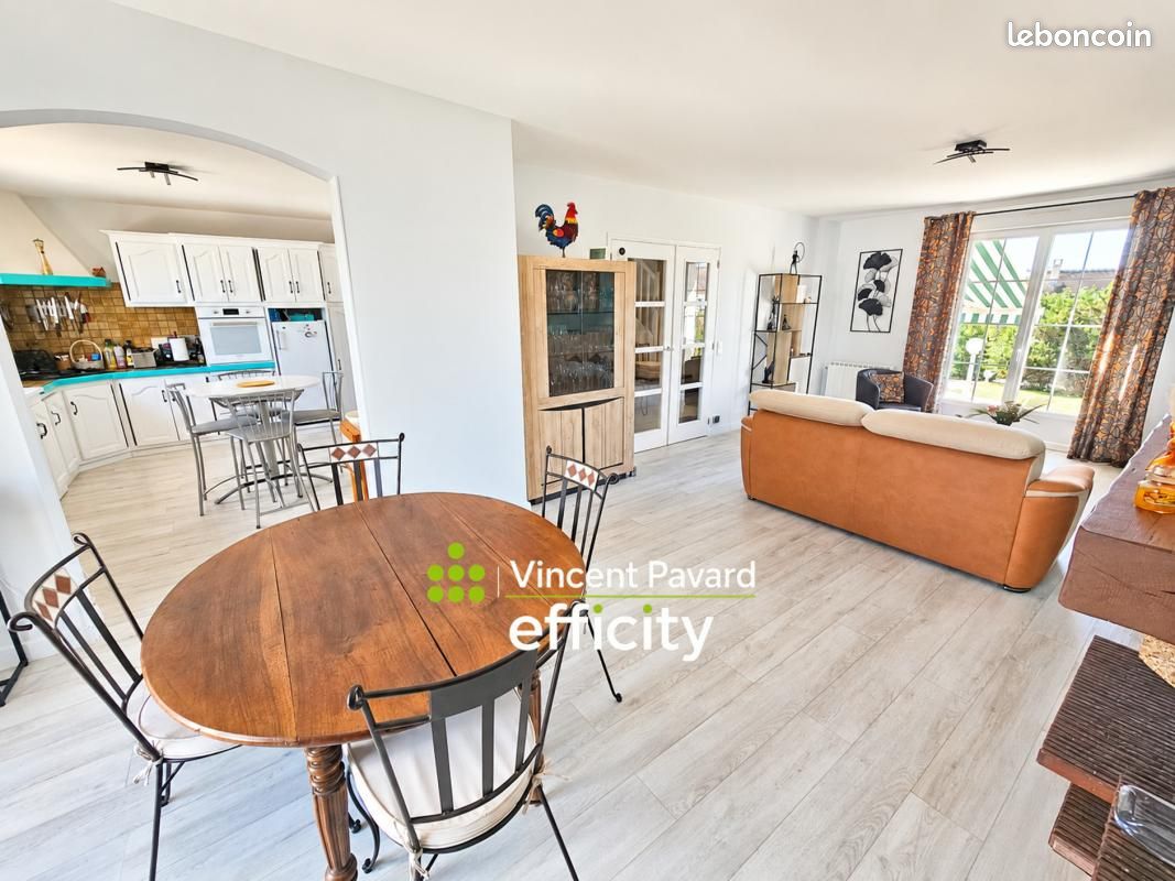 Maison 5 pièces 133 m² · à Parçay-Meslay · 133 m² · 376 000 €