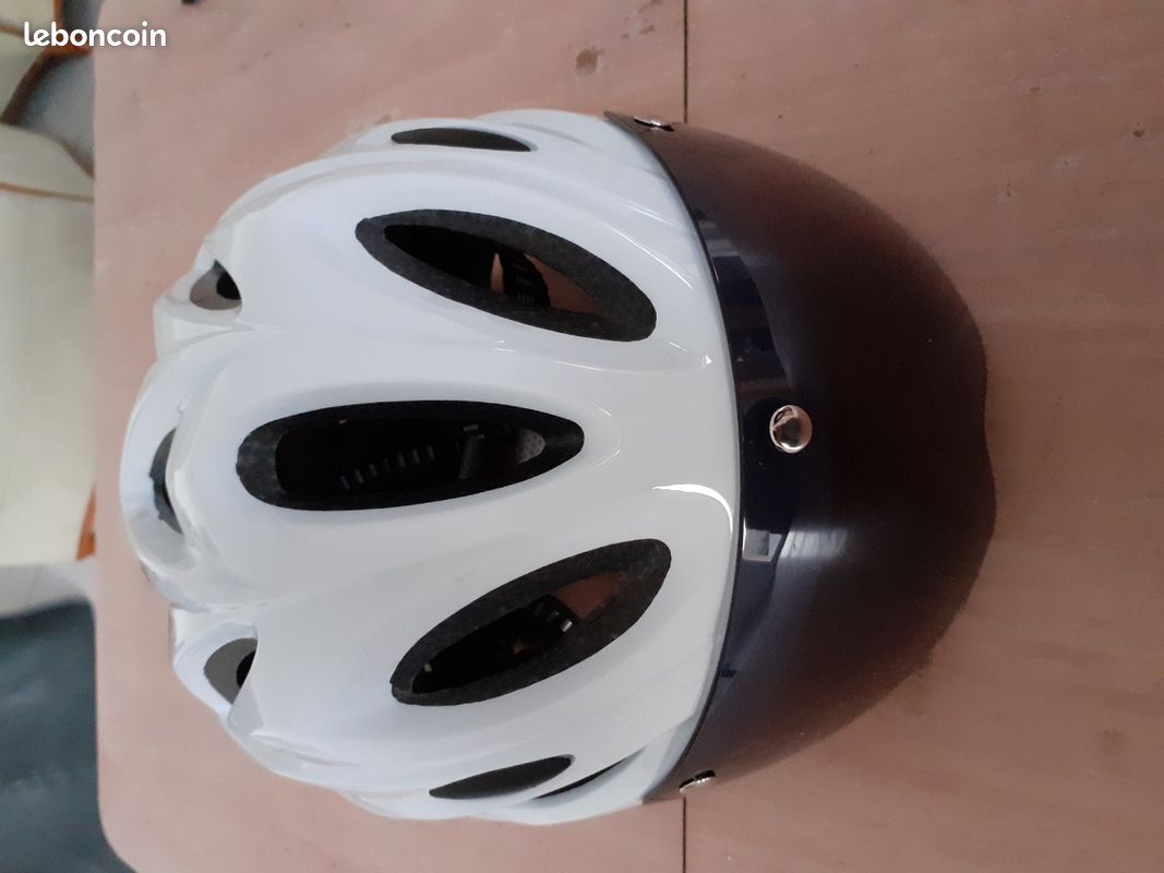 Casque velo adulte (image 1)