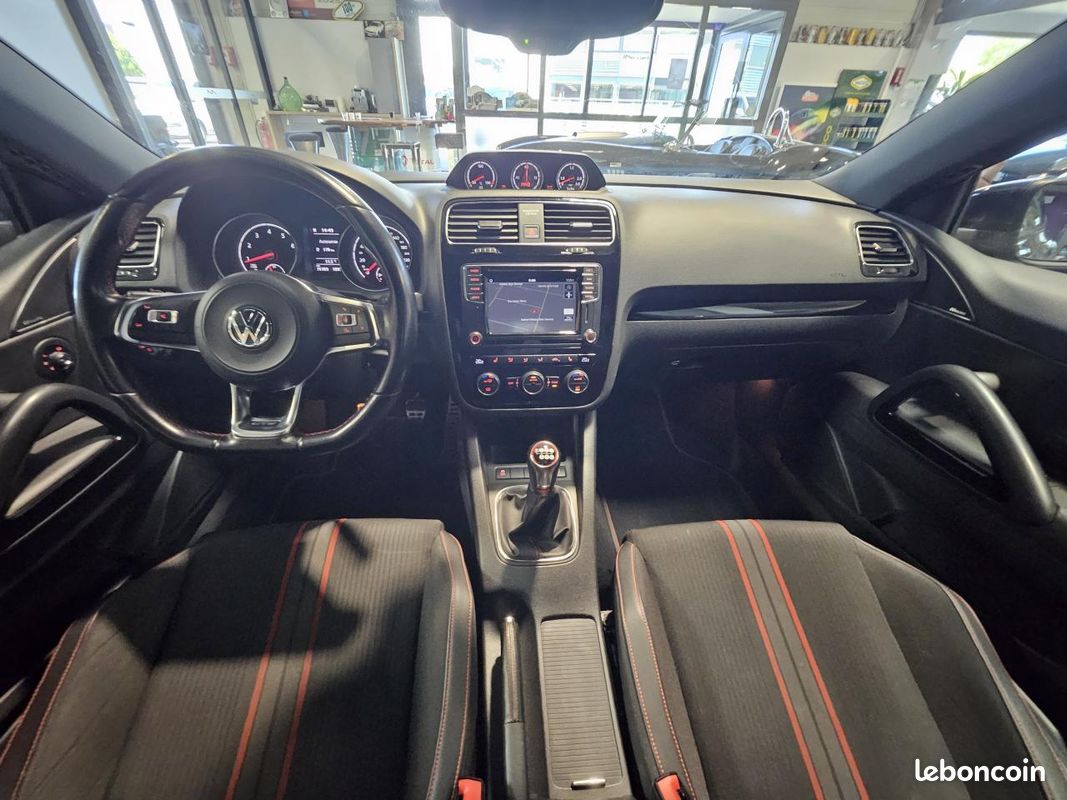 Volkswagen scirocco 2.0 tsi 220 gts (image 21)