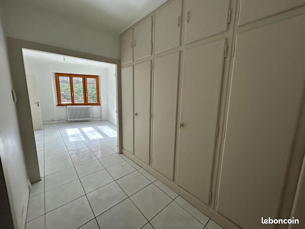 Appartement 2 pièces 80 m² · à Montbéliard · 80 m² · 535 €/mois