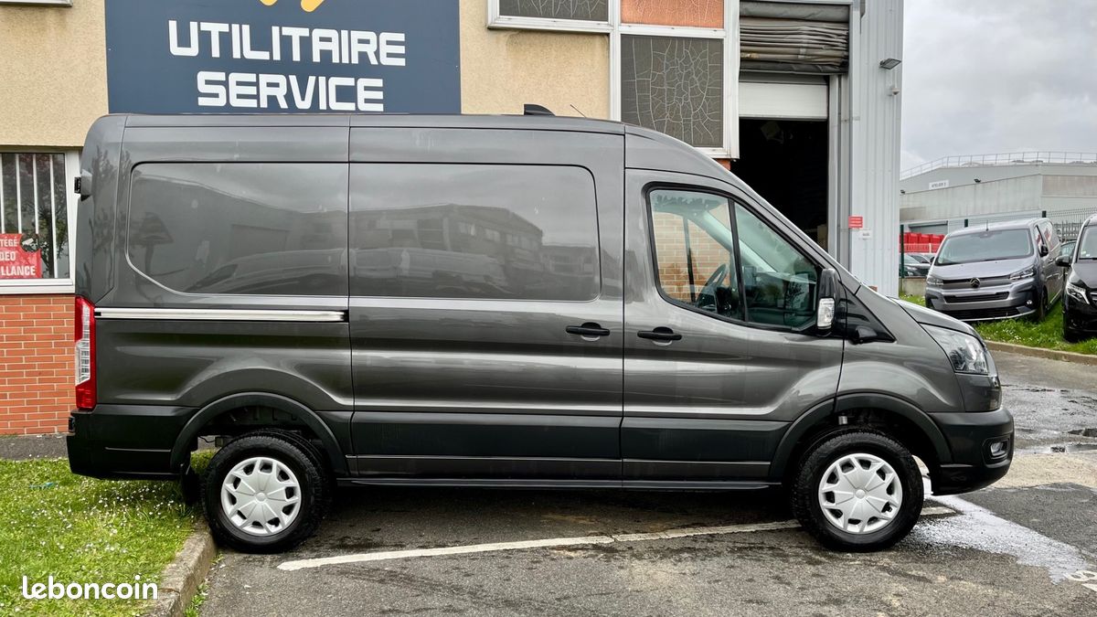 26 990 ht / ford e-transit fourgon electrique l2h2 184 cv 75 kw trend business gris magnetic / tva recuperable (image 2)