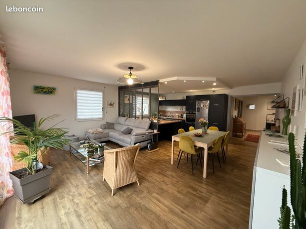 Vends appartement 93m T3