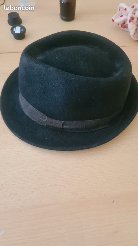 Joli chapeau chic en feutre taille S (image 2)